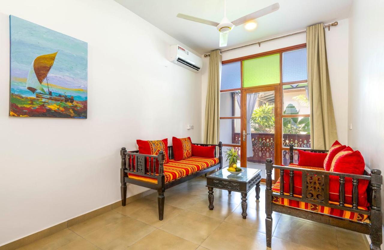 Tasneem Islamic Luxury Suites 江比阿 外观 照片