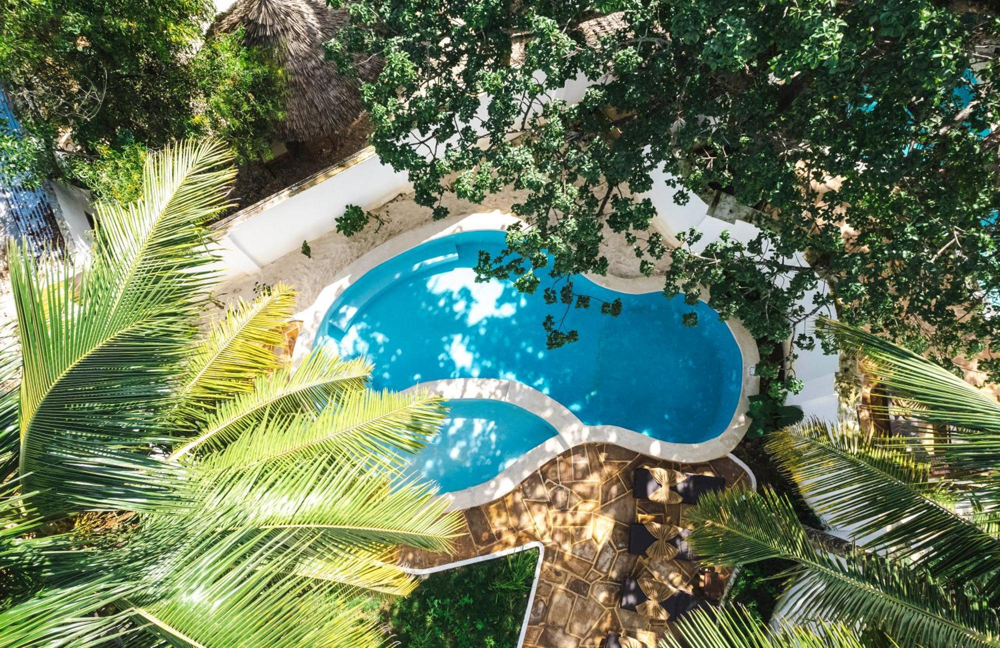 Tasneem Islamic Luxury Suites 江比阿 外观 照片