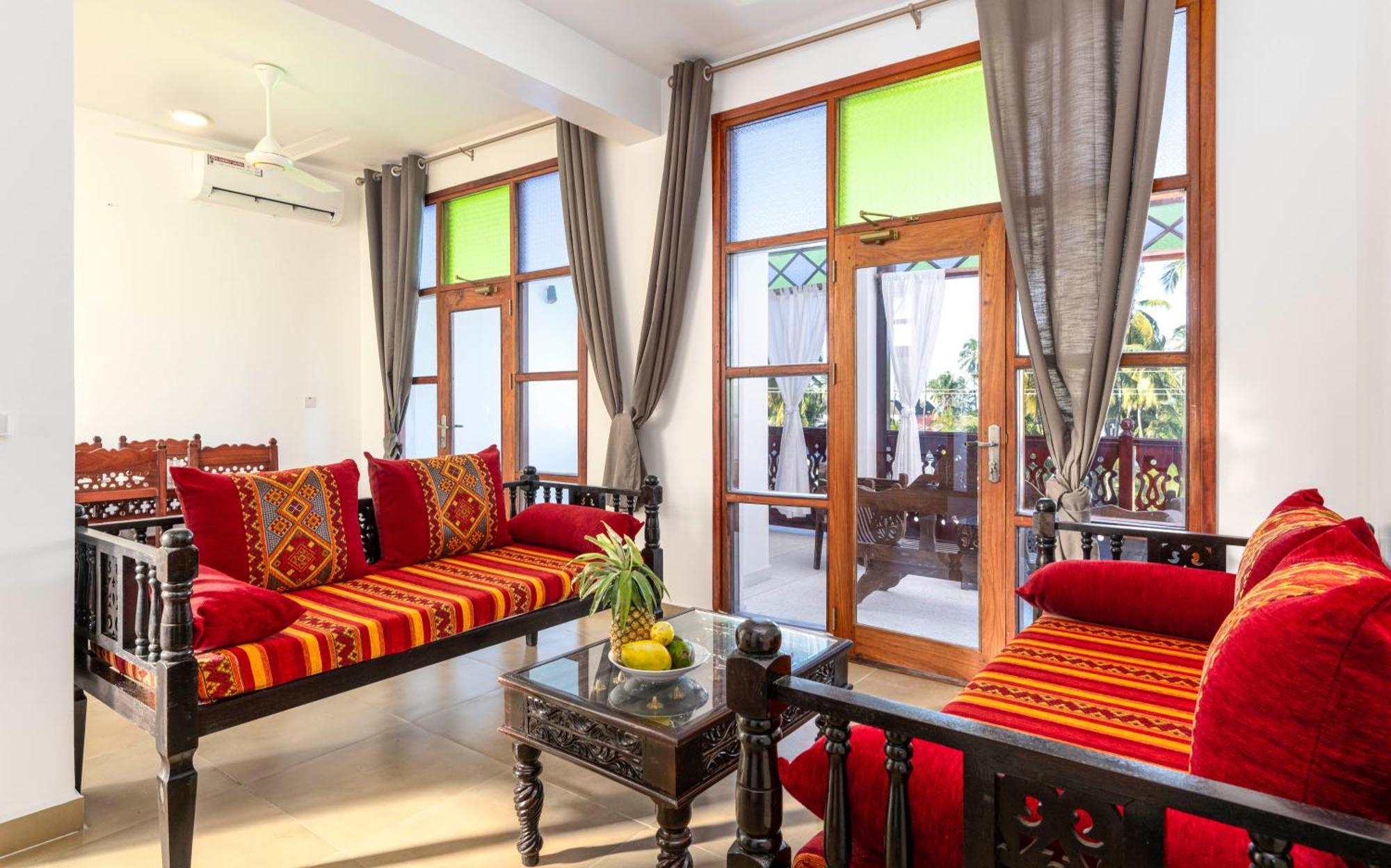 Tasneem Islamic Luxury Suites 江比阿 外观 照片