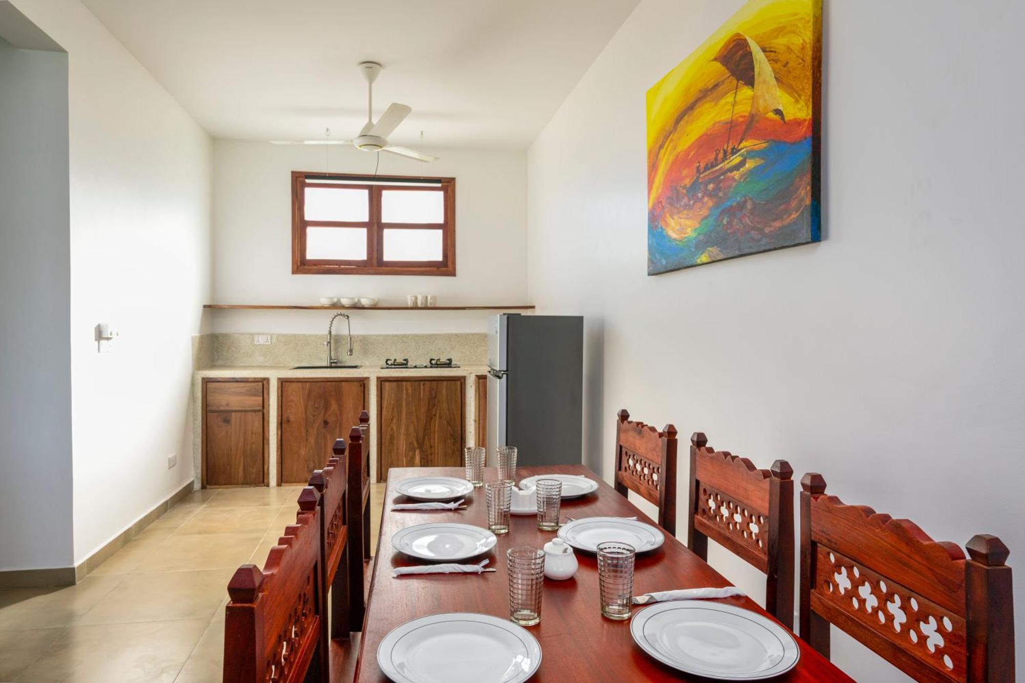 Tasneem Islamic Luxury Suites 江比阿 外观 照片